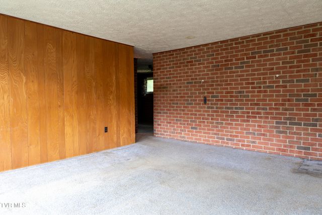 1583 Rock Springs Road, Kingsport, TN 37664