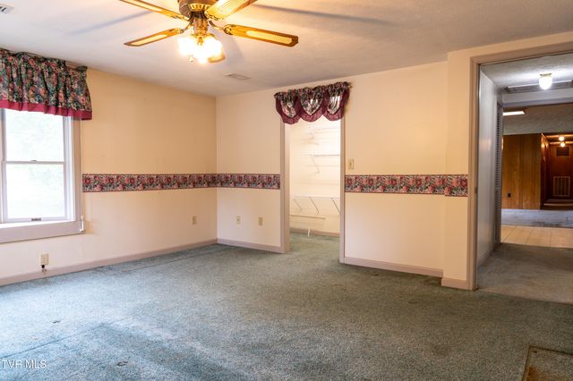 1583 Rock Springs Road, Kingsport, TN 37664