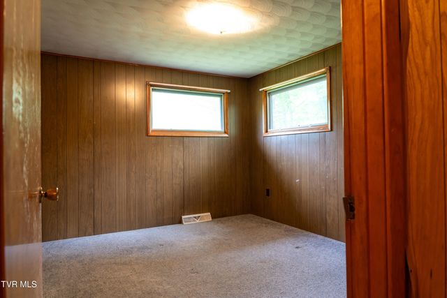 1583 Rock Springs Road, Kingsport, TN 37664