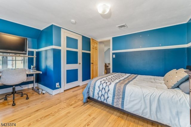 20 Woodland Terrace, High Bridge Boro, NJ 08829