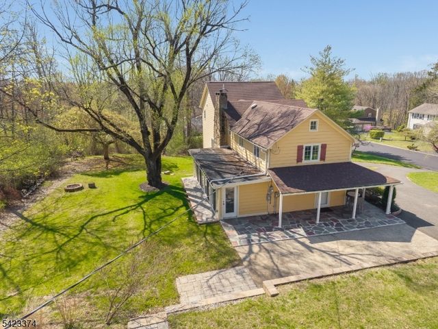 20 Woodland Terrace, High Bridge Boro, NJ 08829