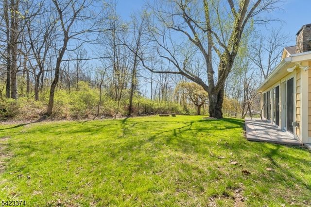 20 Woodland Terrace, High Bridge Boro, NJ 08829