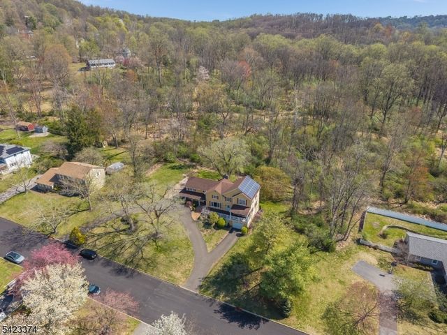 20 Woodland Terrace, High Bridge Boro, NJ 08829