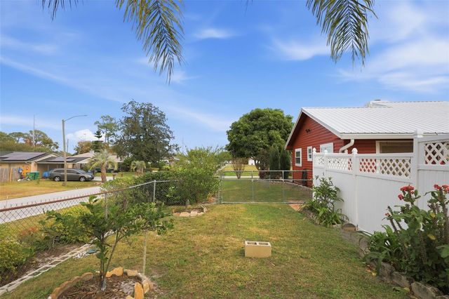 980 BLUEBIRD TERRACE, Deltona, FL 32725