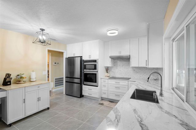 980 BLUEBIRD TERRACE, Deltona, FL 32725