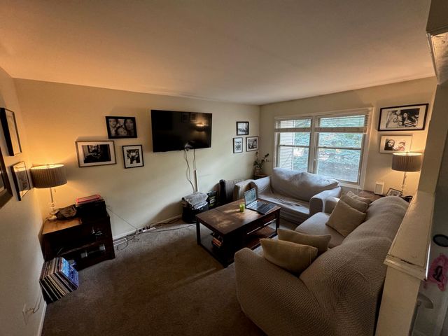 4690 Stauffer Avenue SE, Grand Rapids, MI 49508