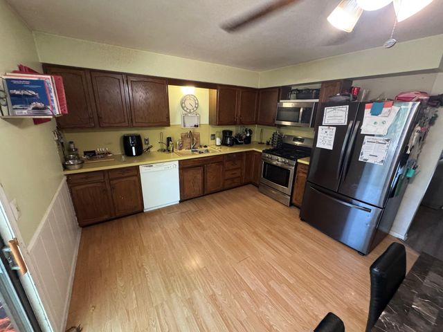 4690 Stauffer Avenue SE, Grand Rapids, MI 49508