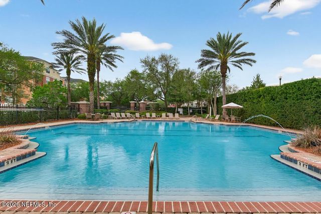 4480 DEERWOOD LAKE Parkway 431, Jacksonville, FL 32216