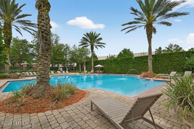 4480 DEERWOOD LAKE Parkway 431, Jacksonville, FL 32216