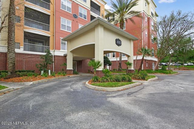 4480 DEERWOOD LAKE Parkway 431, Jacksonville, FL 32216