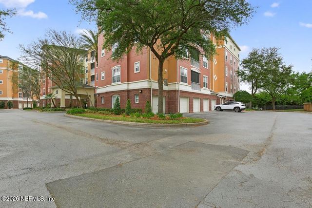 4480 DEERWOOD LAKE Parkway 431, Jacksonville, FL 32216