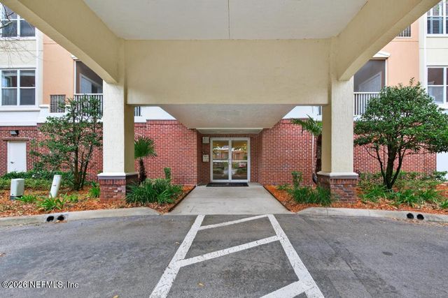 4480 DEERWOOD LAKE Parkway 431, Jacksonville, FL 32216