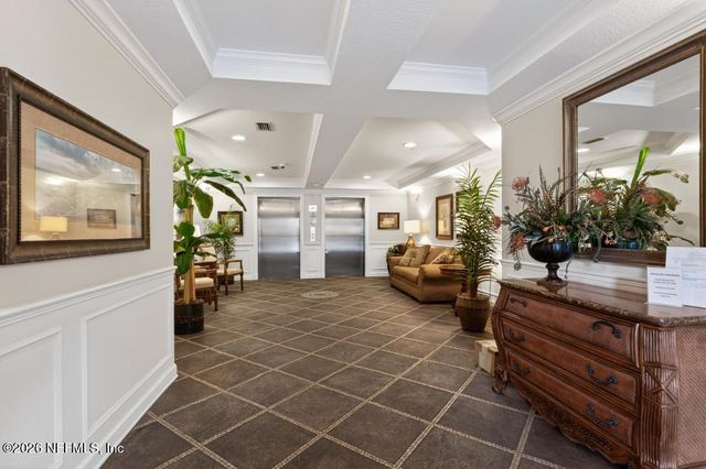 4480 DEERWOOD LAKE Parkway 431, Jacksonville, FL 32216