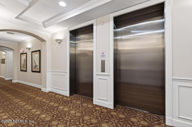 4480 DEERWOOD LAKE Parkway 431, Jacksonville, FL 32216