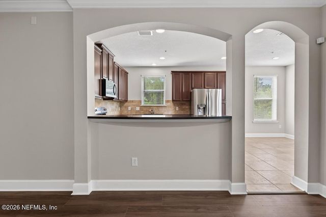 4480 DEERWOOD LAKE Parkway 431, Jacksonville, FL 32216