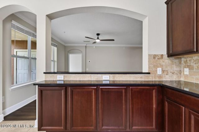 4480 DEERWOOD LAKE Parkway 431, Jacksonville, FL 32216