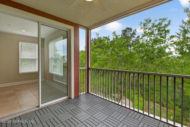 4480 DEERWOOD LAKE Parkway 431, Jacksonville, FL 32216