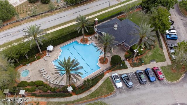 4480 DEERWOOD LAKE Parkway 431, Jacksonville, FL 32216