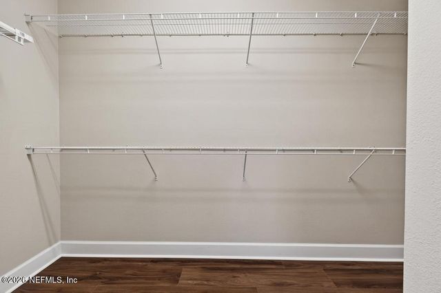 4480 DEERWOOD LAKE Parkway 431, Jacksonville, FL 32216