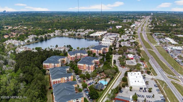 4480 DEERWOOD LAKE Parkway 431, Jacksonville, FL 32216