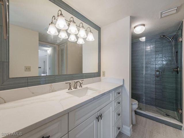 3443 Gulf Shore BLVD N 309, Naples, FL 34103