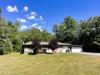 3841 State Highway 30, Mayfield, NY 12010