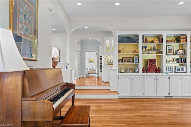 807 Magnolia Street, Greensboro, NC 27401