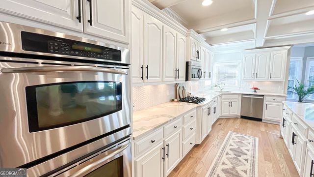 3094 Walkers Falls Way, Buford, GA 30519