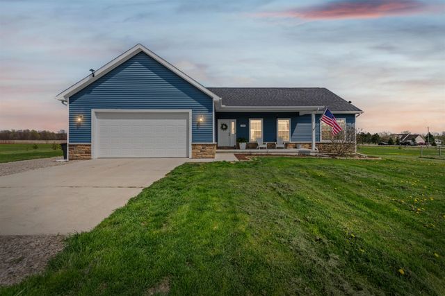 1985 Winslow Road, Attica, MI 48412