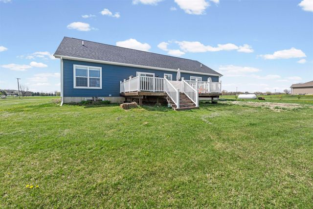 1985 Winslow Road, Attica, MI 48412