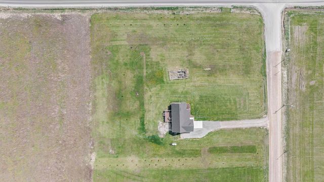 1985 Winslow Road, Attica, MI 48412