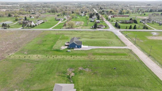1985 Winslow Road, Attica, MI 48412