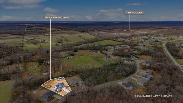 16 Francis Lane, Bella Vista, AR 72715