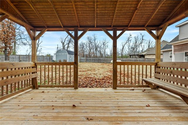 16 Francis Lane, Bella Vista, AR 72715