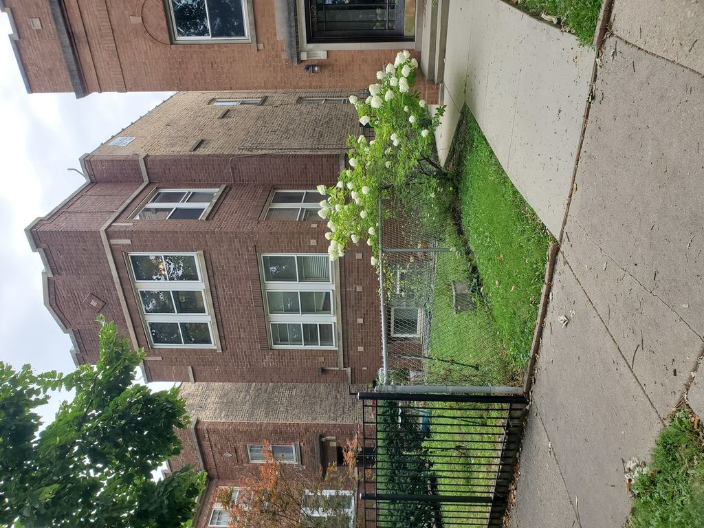 5518 N Spaulding Avenue 2, Chicago, IL 60625