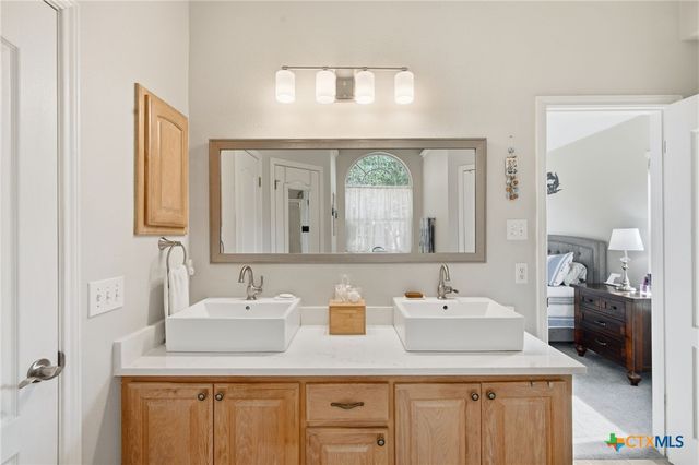 1122 Highland Terrace Drive, Canyon Lake, TX 78133