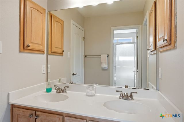 1122 Highland Terrace Drive, Canyon Lake, TX 78133