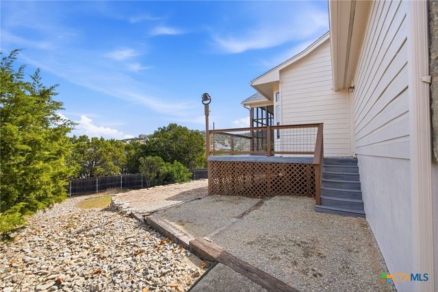 1122 Highland Terrace Drive, Canyon Lake, TX 78133