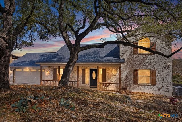 1122 Highland Terrace Drive, Canyon Lake, TX 78133