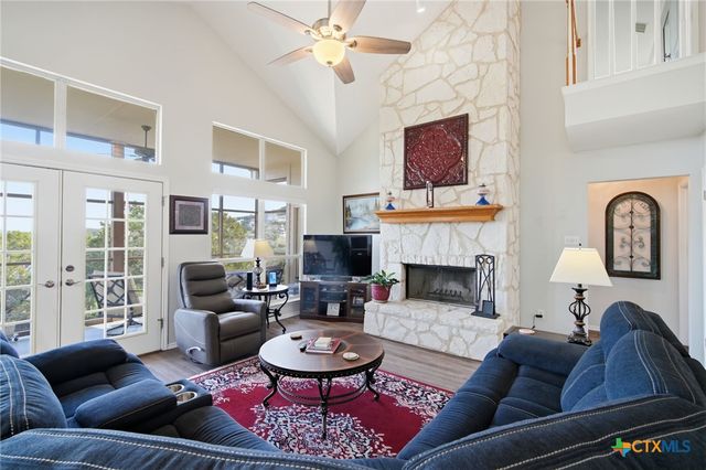 1122 Highland Terrace Drive, Canyon Lake, TX 78133