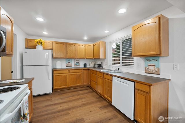 5035 Pacific Avenue, Tacoma, WA 98408