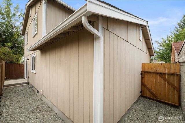5035 Pacific Avenue, Tacoma, WA 98408