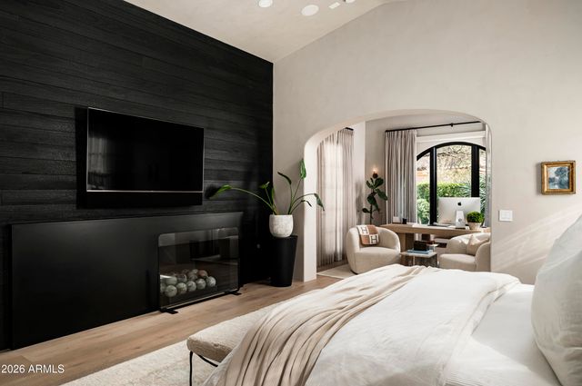 20041 N 101ST Way, Scottsdale, AZ 85255