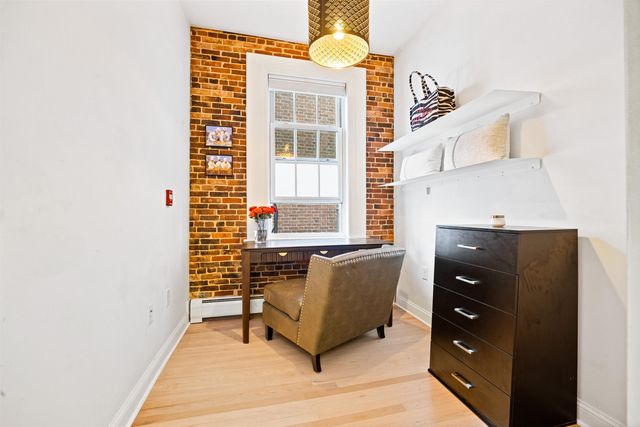 159 State St Apt 2A, Portsmouth, NH 03801