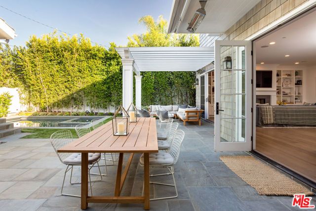 541 11th Street, Santa Monica, CA 90402