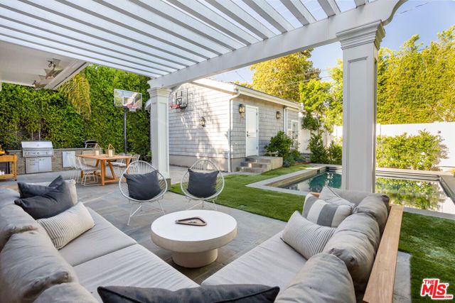 541 11th Street, Santa Monica, CA 90402