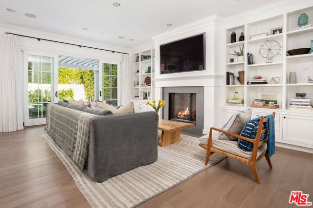 541 11th Street, Santa Monica, CA 90402