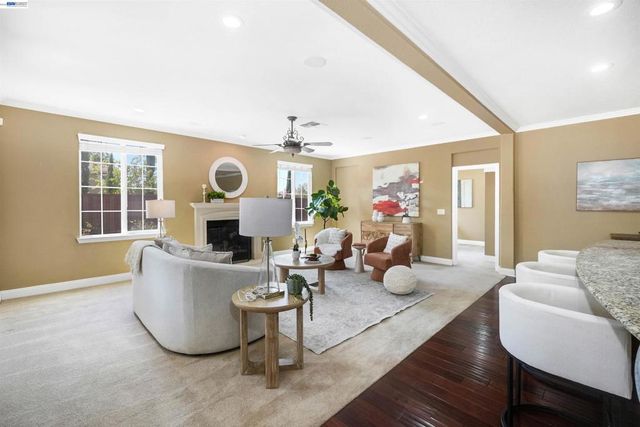 7800 Kennard Ln, San Ramon, CA 94582