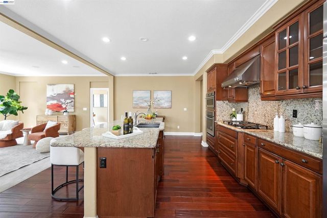 7800 Kennard Ln, San Ramon, CA 94582