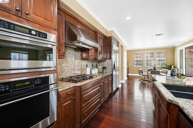 7800 Kennard Ln, San Ramon, CA 94582